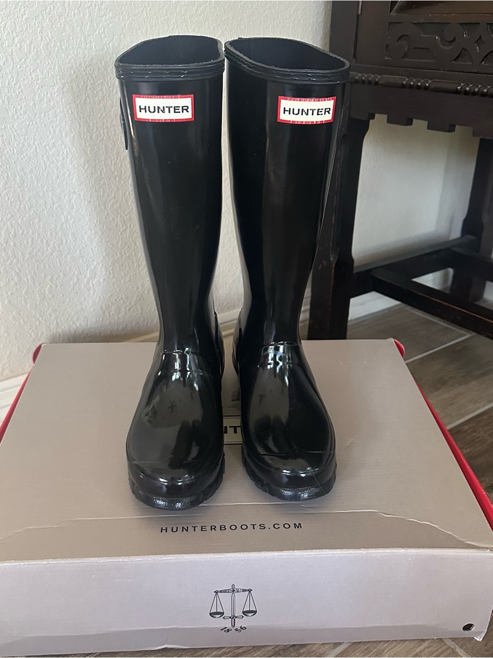 Hunter Kids Gloss Black Tall Rain Boots size 4B/5G